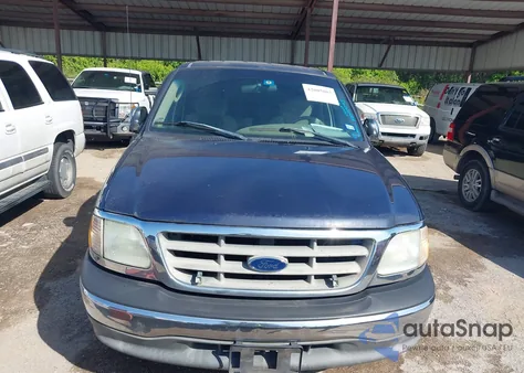 2002 Ford F-150 Lariat/Xlt из США, поврежденный, VIN 1FTRW07L02KC55650